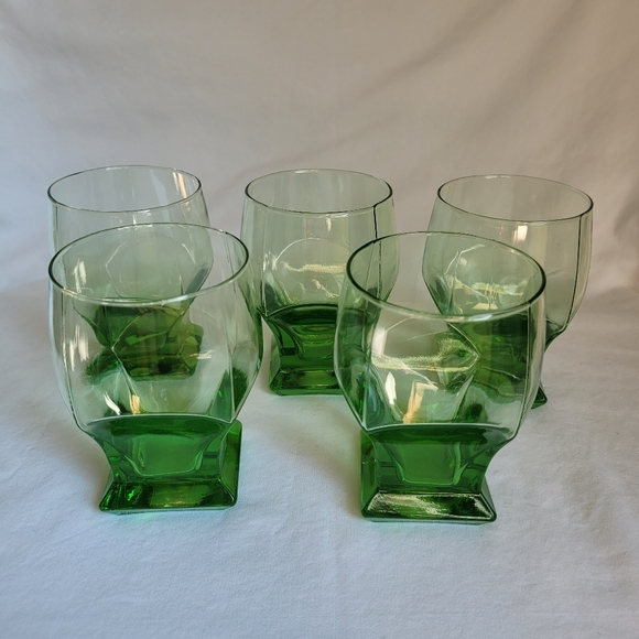 Other - Vintage Art Deco Green Uranium Juice Glasses Glow Glass Set of 5 Approx 4x3"